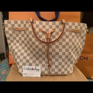 Louis Vuitton Damier Azur Girolata (authentic)